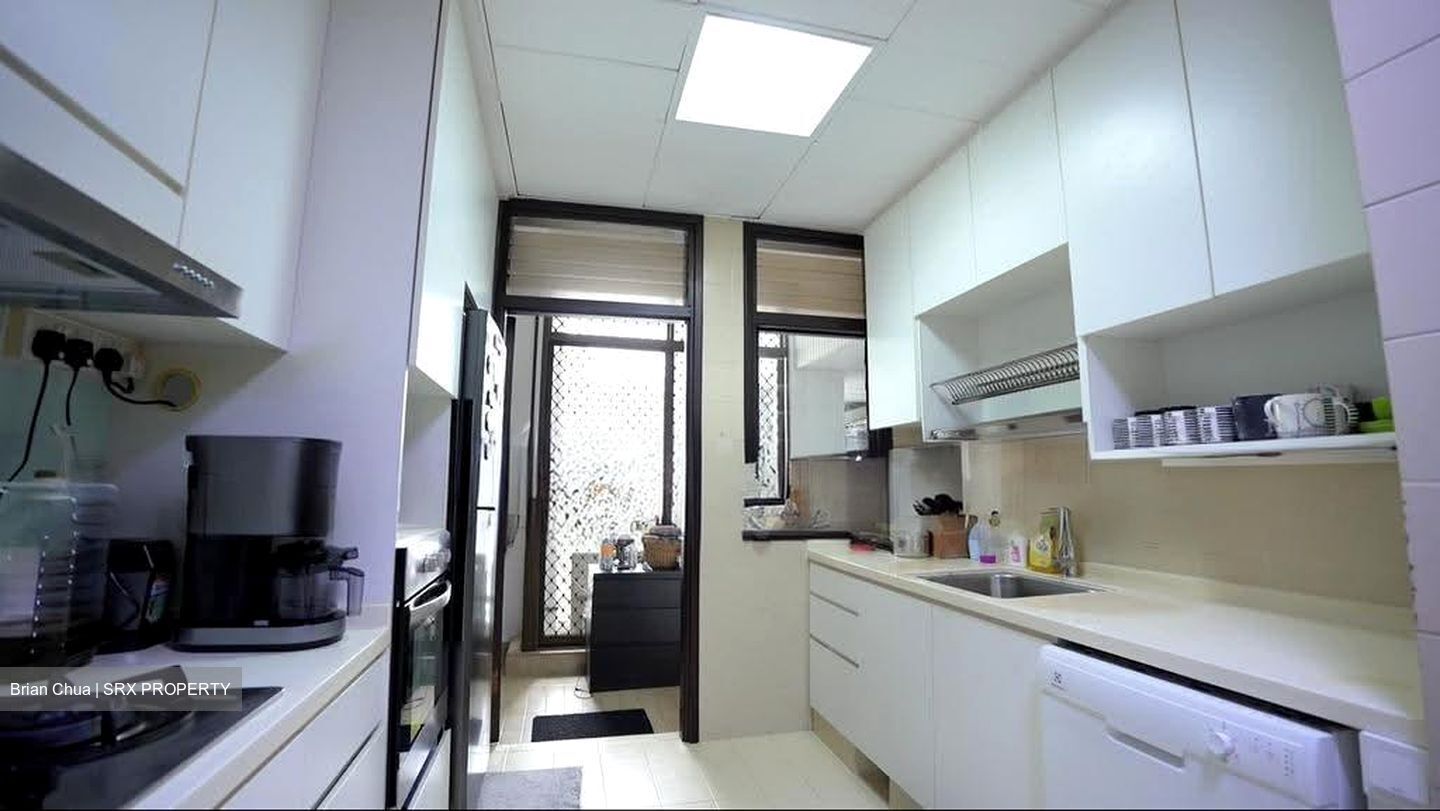 Beaverton Court (D10), Condominium #635102521